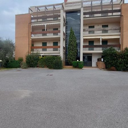 Appartamento Santa Costanza Con Piscina San Vincenzo Buitenkant foto