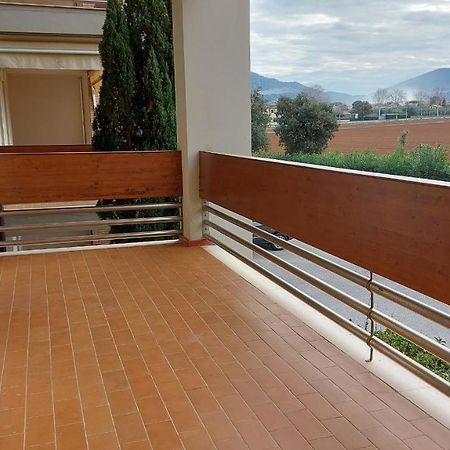 Appartamento Santa Costanza Con Piscina San Vincenzo Buitenkant foto